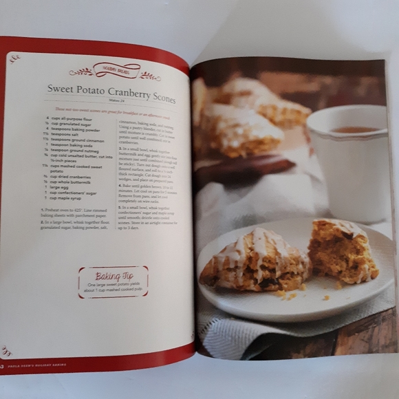 Paula Deen's Holiday Baking Cookbook - Picture 3 of 5